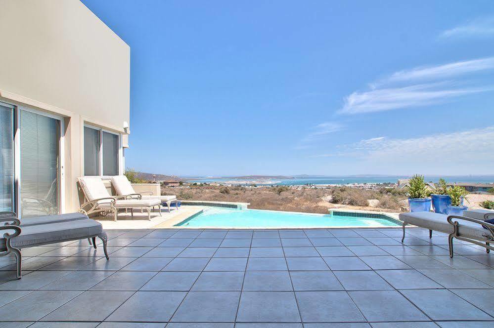 At The Rocks Guesthouse Langebaan Extérieur photo